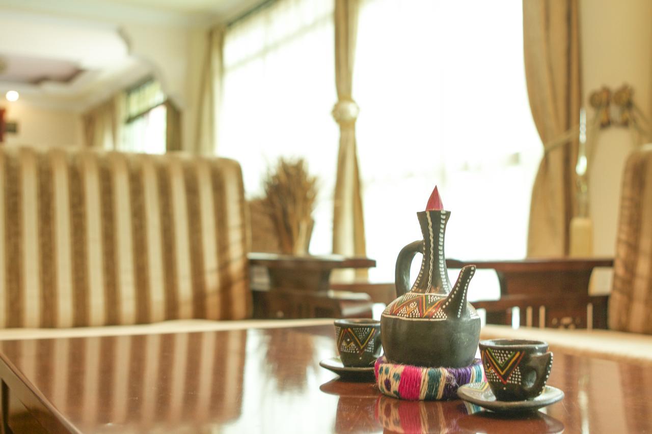 AG Hotel Gondar Bagian luar foto