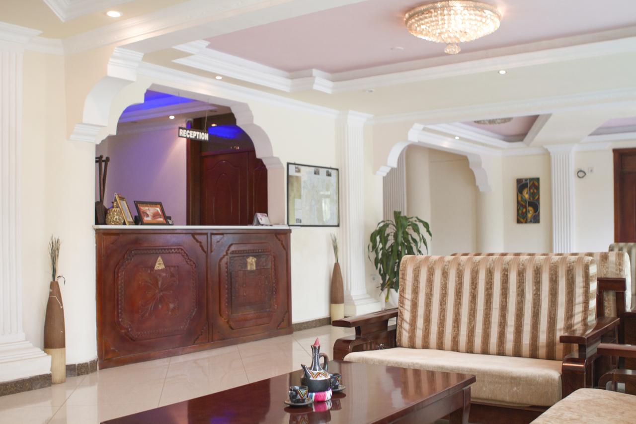 AG Hotel Gondar Bagian luar foto